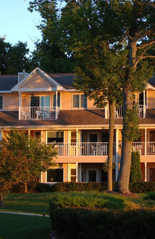 Westwood Shores Waterfront Resort Sturgeon Bay Exterior foto