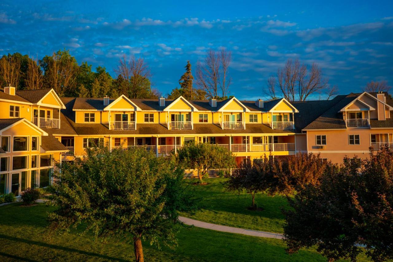 Westwood Shores Waterfront Resort Sturgeon Bay Exterior foto